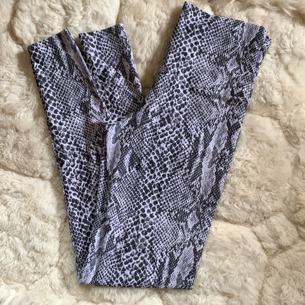 Onzie leggings.